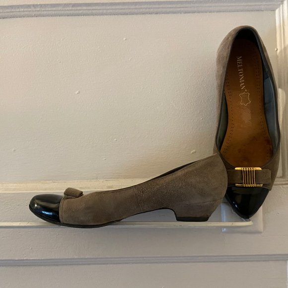 Vintage Shoes - Vintage Cap Toe Gray Suede Kitten Heel Patent Leather Gold Tone Buckle Flats